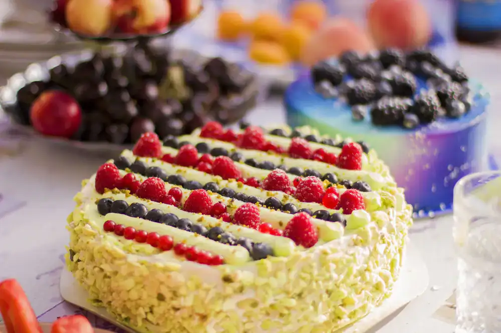 An elegantly decorated gelato cake
